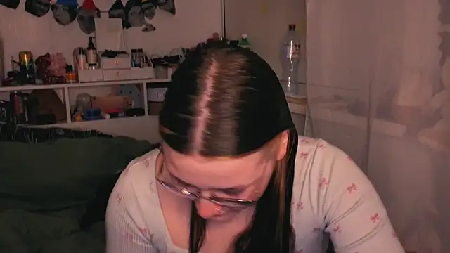 milliedoll online show from 11-20-25, 11:21