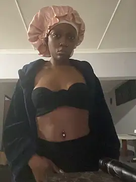 xxTatiannaxx online show from 06-06-26, 11:42