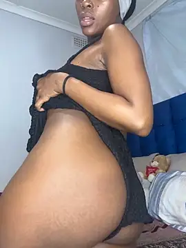 xxTatiannaxx online show from 06-19-26, 12:48