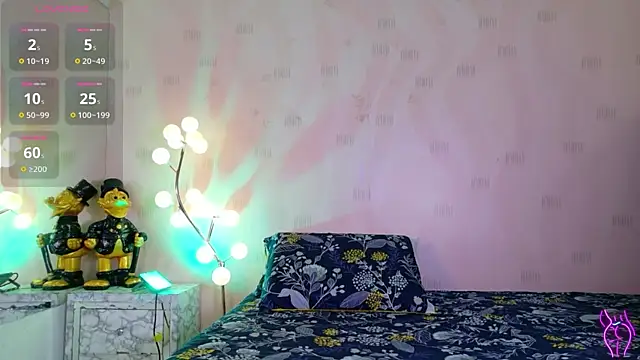 innocenthazel online show from 04-18-26, 02:59