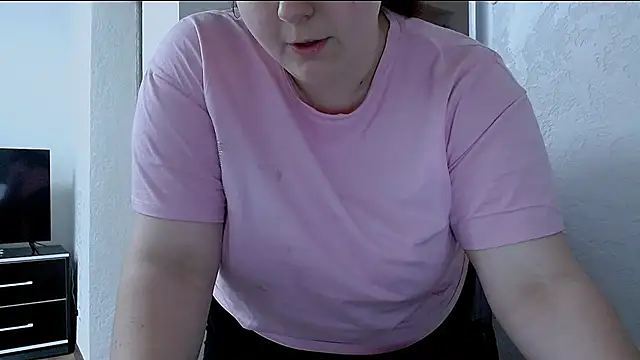 Snapshot of kitsune_8 chatting on 04-07-26, 07:31 kitsune 8 online show from 04-07-26, 07:31