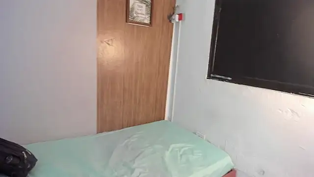 couple hotfox online show from 02-27-26, 12:43