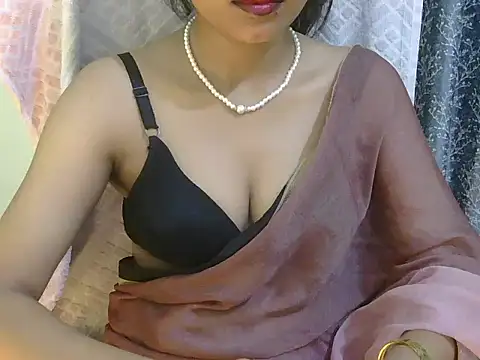 Snapshot of Cute_Pihu01 chatting on 07-17-26, 09:19 Cute Pihu01 online show from 07-17-26, 09:19