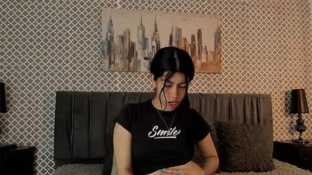 Cassie bloom online show from 10-28-25, 08:00