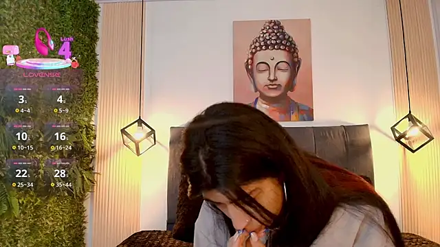 Cassie bloom online show from 01-13-26, 07:30