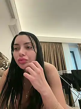 Mia Splash online show from 05-22-26, 02:22