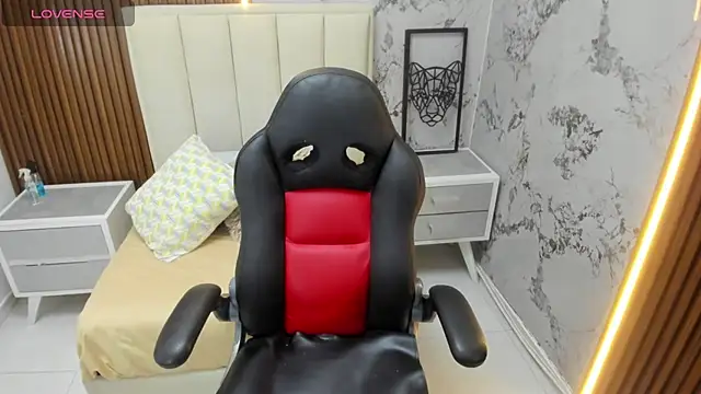 MEGANZARICK online show from 10-20-25, 12:27