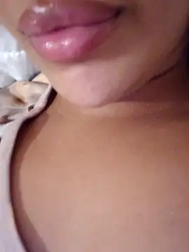 Snapshot of Sexlove1xo chatting on 10-10-25, 01:59 Sexlove1xo online show from 10-10-25, 01:59