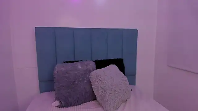 Anniie  Evans online show from 11-03-25, 05:25