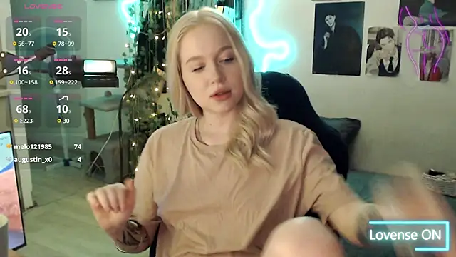 Snapshot of lissallor_ chatting on 03-14-25, 10:18 lissallor  online show from 03-14-25, 10:18