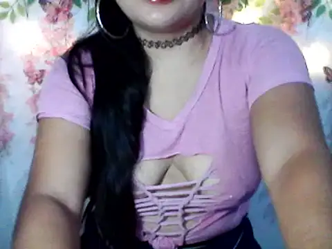 Snapshot of shashel5 chatting on 03-21-25, 07:00 shashel5 online show from 03-21-25, 07:00