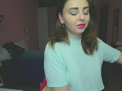 Snapshot of AnnsLove_is chatting on 11-05-25, 08:03 AnnsLove is online show from 11-05-25, 08:03