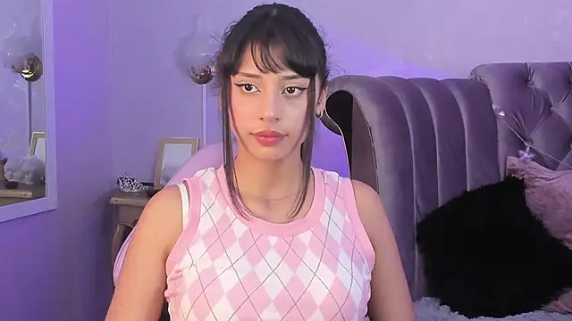 Seren Bleck online show from 10-31-25, 02:34