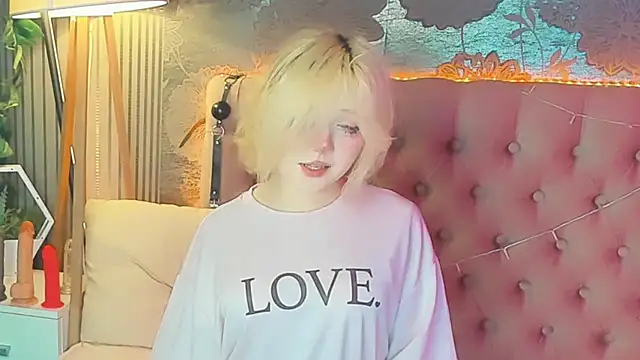 EmilyAngells online show from 07-20-26, 08:50