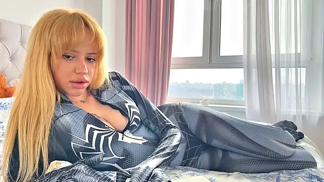 Snapshot of _BunnyDollStella_ chatting on 04-07-26, 07:53 BunnyDollStella online show from 04-07-26, 07:53