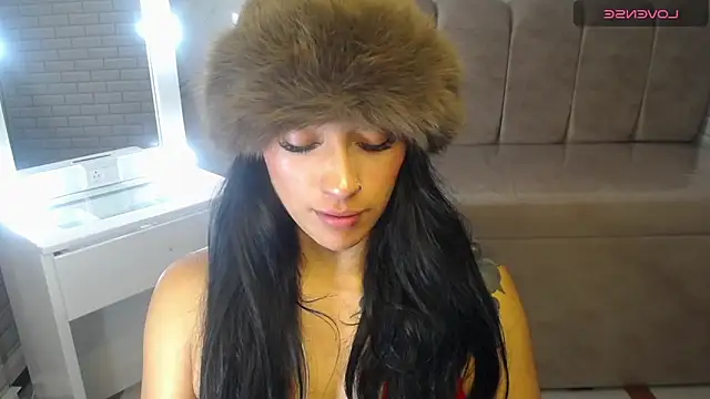 Isabella Collen v online show from 02-17-26, 01:07