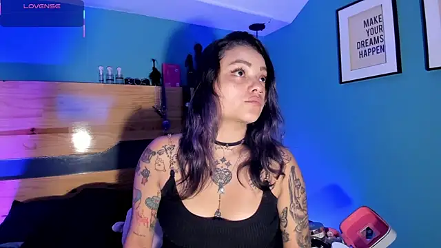 ChloeAllennn online show from 03-06-26, 10:39