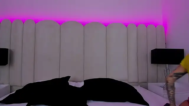 Antonella Smiith  online show from 09-11-25, 02:17