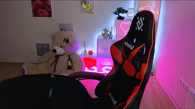 hazel sullivan online show from 02-28-25, 12:31