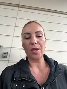 YNA ELLA online show from 11-12-25, 11:10