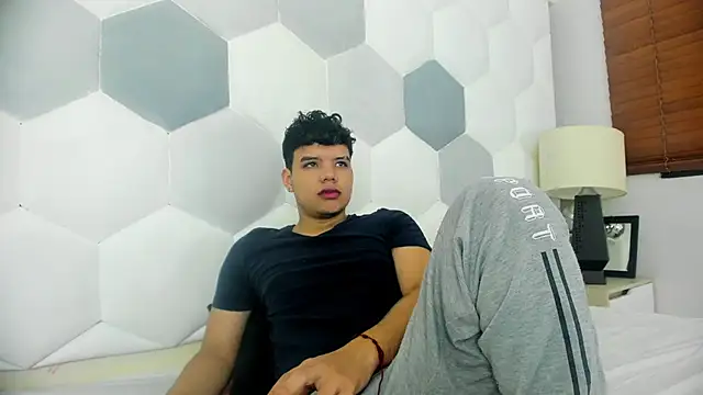 Axel Forte online show from 04-17-26, 01:47