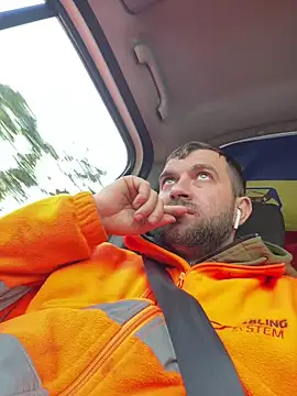 daniel21p online show from 02-25-25, 04:21