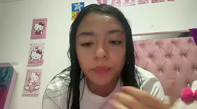 Snapshot of hellokitty__valery chatting on 03-19-25, 02:59 hellokitty valery online show from 03-19-25, 02:59