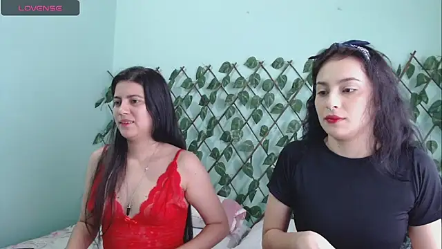 Snapshot of zukim2830 chatting on 02-27-25, 12:34 zukim2830 online show from 02-27-25, 12:34