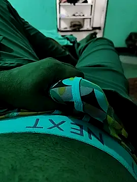 Snapshot of Yourguys21 chatting on 09-13-25, 05:07 Yourguys21 online show from 09-13-25, 05:07