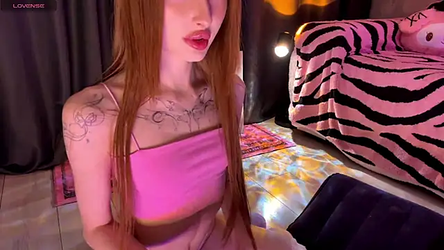 Snapshot of Adele_kawaii chatting on 05-04-26, 12:17 Adele kawaii online show from 05-04-26, 12:17