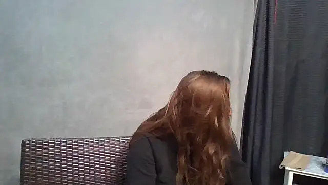 Snapshot of missmars04 chatting on 10-04-25, 09:35 missmars04 online show from 10-04-25, 09:35