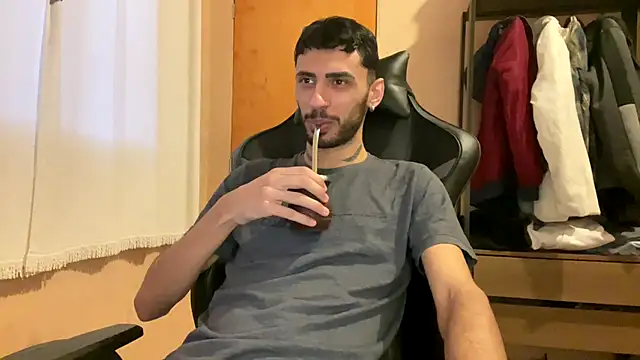 Snapshot of iendriw chatting on 09-19-25, 09:26 iendriw online show from 09-19-25, 09:26