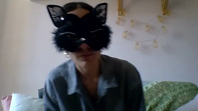 Snapshot of kittysissy chatting on 05-31-26, 11:28 kittysissy online show from 05-31-26, 11:28