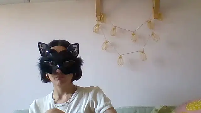 Snapshot of kittysissy chatting on 06-16-26, 11:02 kittysissy online show from 06-16-26, 11:02