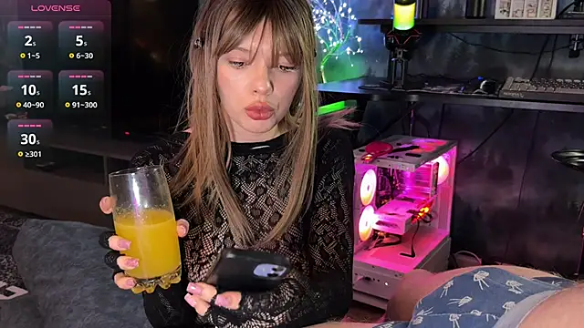 Under lord online show from 02-24-26, 05:00