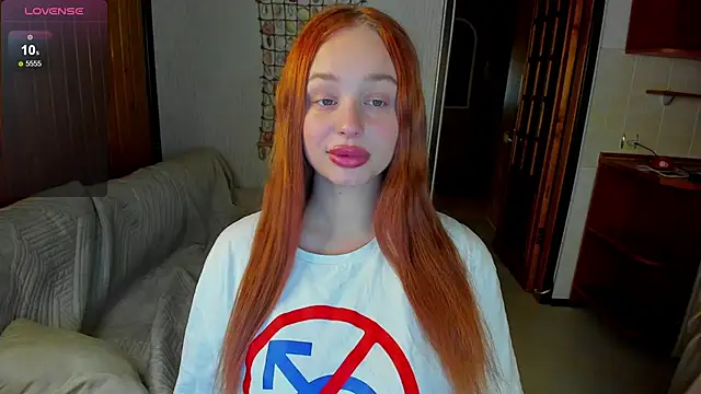 cutee selena online show from 02-22-25, 09:15