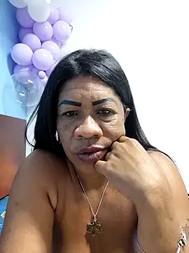 Tocameamor online show from 10-27-25, 01:42