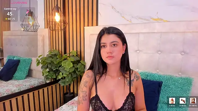 Madyson18 online show from 07-06-26, 07:49