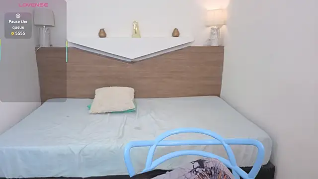 ChloeMoon9 online show from 01-19-26, 09:24