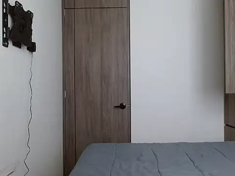  luna 777 online show from 04-22-26, 02:18