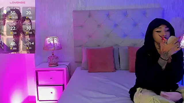 goth tasha online show from 04-02-26, 12:25