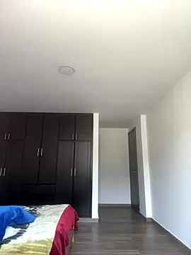 MaxxxSteil online show from 09-17-25, 05:03