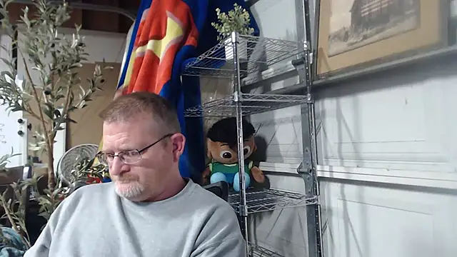 Randomoldguy615 online show from 03-02-25, 12:42