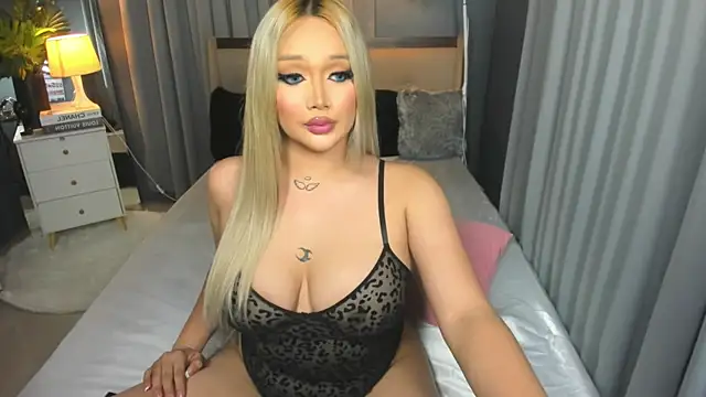 KylieSonique online show from 03-08-25, 01:39