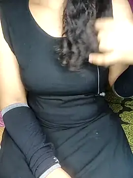 Snapshot of geetha_telugu_kan277 chatting on 03-11-25, 11:01 geetha telugu kan277 online show from 03-11-25, 11:01