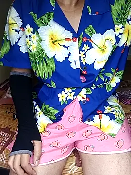 Snapshot of geetha_telugu_kan277 chatting on 09-21-25, 12:01 geetha telugu kan277 online show from 09-21-25, 12:01