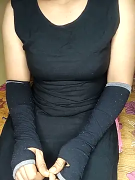 Snapshot of geetha_telugu_kan277 chatting on 09-30-25, 06:13 geetha telugu kan277 online show from 09-30-25, 06:13