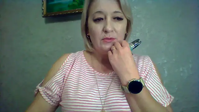ArielXLoveresss online show from 11-13-25, 08:52