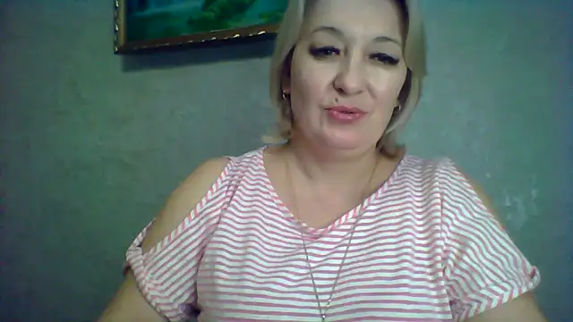 ArielXLoveresss online show from 11-22-25, 08:30