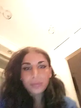 Snapshot of Loladanger20 chatting on 10-07-25, 10:18 Loladanger20 online show from 10-07-25, 10:18